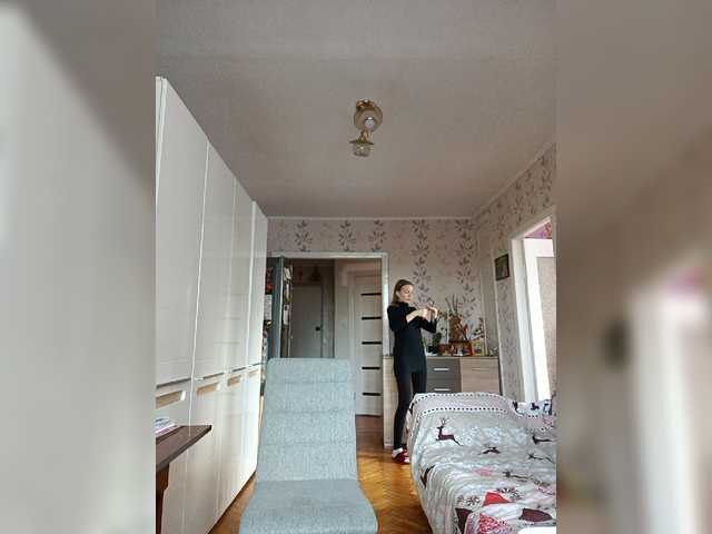 Live sex webcam photo for Alenushka888 #276488417