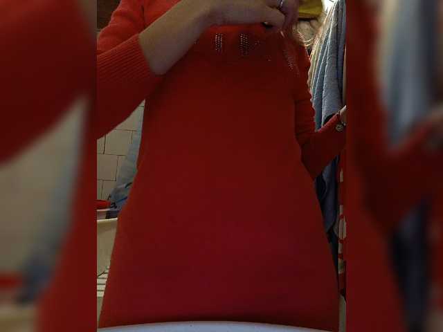 Live sex webcam photo for Alenushka888 #276629789