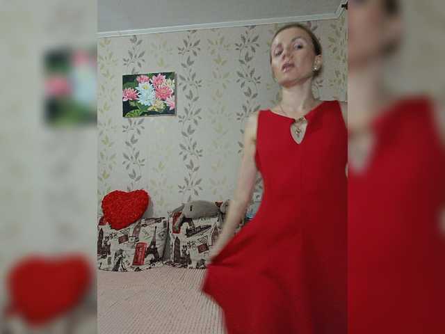 Live sex webcam photo for Alenushka888 #276734391