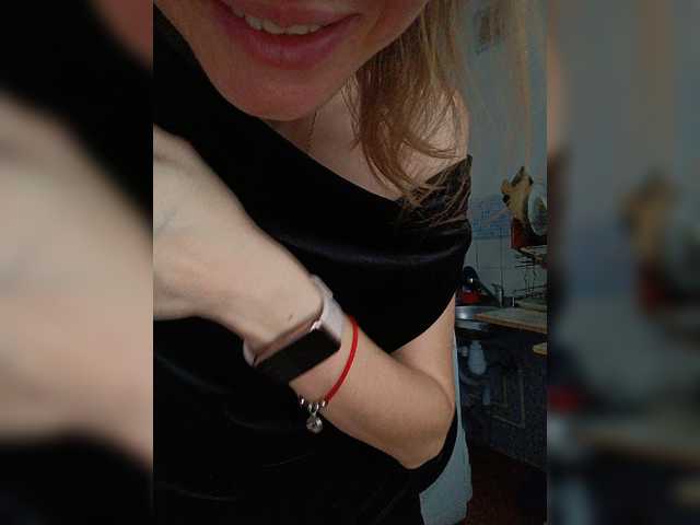 Live sex webcam photo for Alenushka888 #276830608