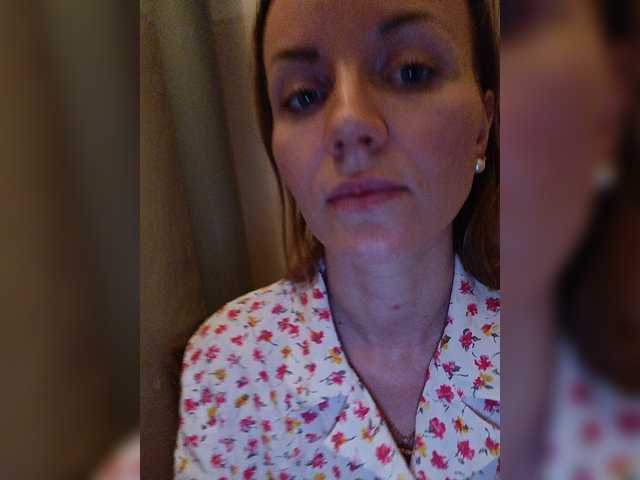 Live sex webcam photo for Alenushka888 #276971415