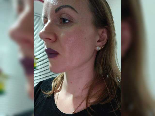 Live sex webcam photo for Alenushka888 #277012923