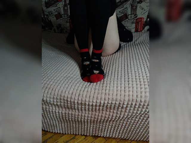 Live sex webcam photo for Alenushka888 #277100947