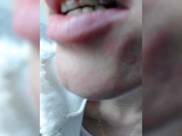 Live sex webcam photo for Alenushka888 #277146662