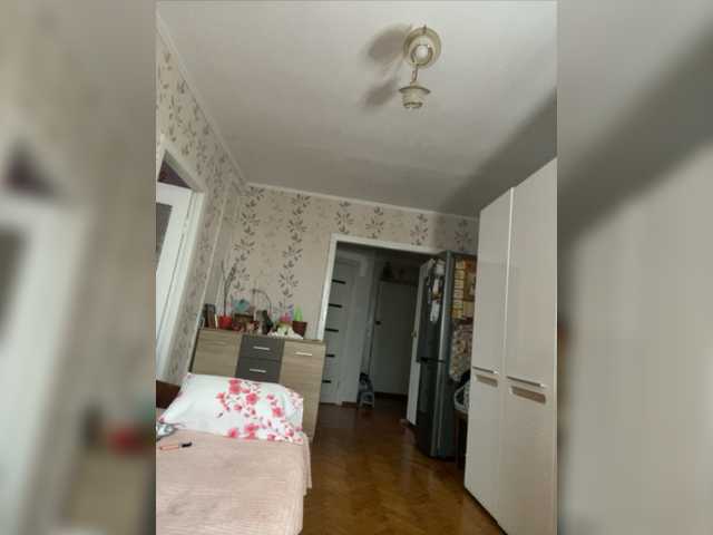 Live sex webcam photo for Alenushka888 #277200149