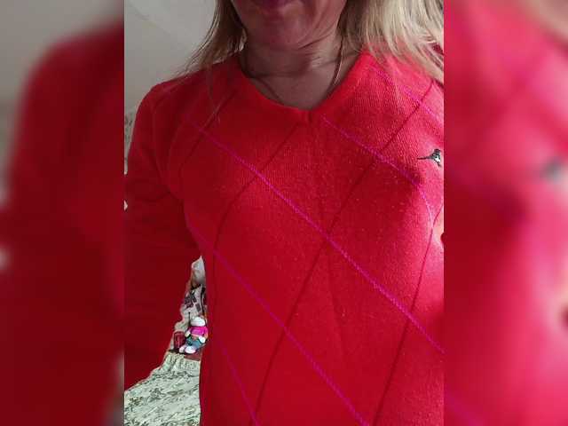 Live sex webcam photo for Alenushka888 #290707730