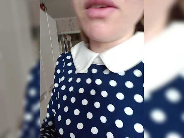 Live sex webcam photo for Alenushka888 #290833563