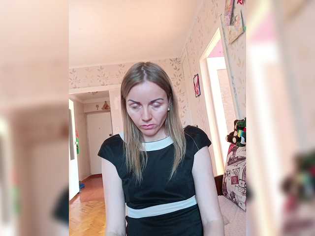 Live sex webcam photo for Alenushka888 #291212009