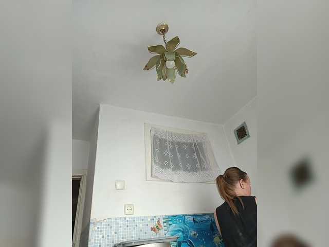 Live sex webcam photo for Alenushka888 #291519675