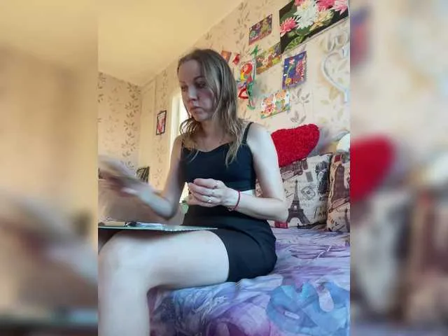 Live sex webcam photo for Alenushka888 #291706132