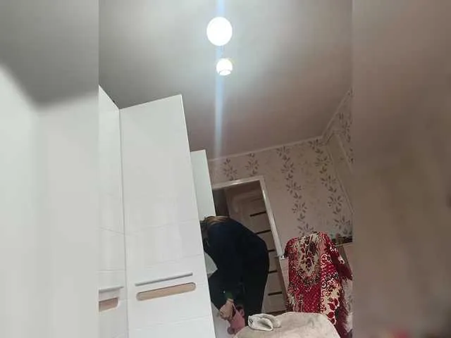 Live sex webcam photo for Alenushka888 #291985999