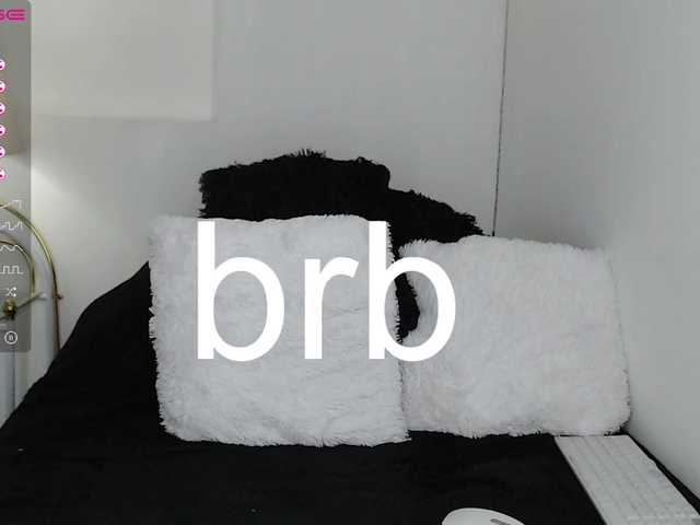 Live sex webcam photo for AlesaSpooner1 #272683674