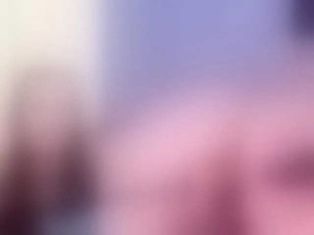 Live sex webcam photo for AleskaJames #278019480