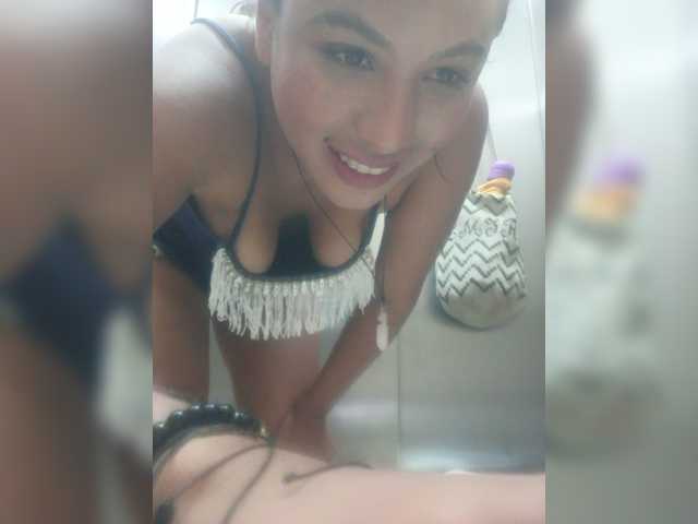 Live sex webcam photo for AlessRinaldi #272283834