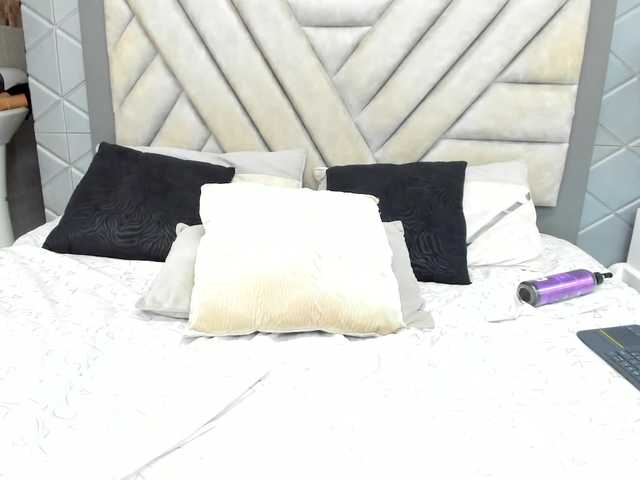 Live sex webcam photo for AlessaJhones #278216165