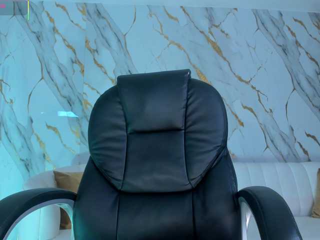 Live sex webcam photo for AlessaRomero #290858238