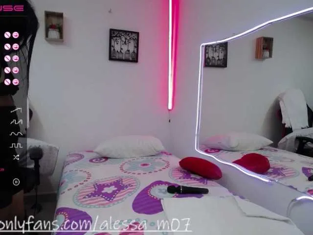 Live sex webcam photo for Alessam71 #272712882