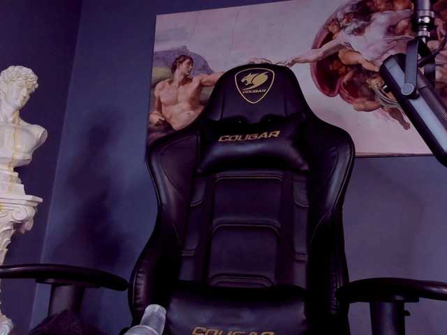 Live sex webcam photo for AlessandroDu #290551103