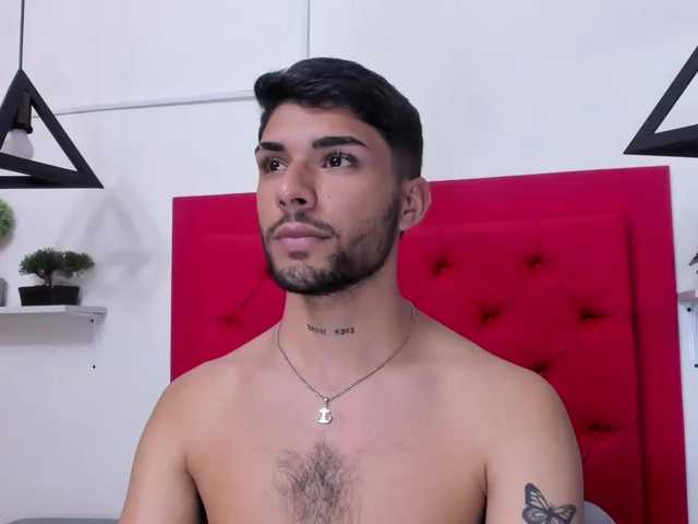 Live sex webcam photo for Alex-Bigdickk #276762860