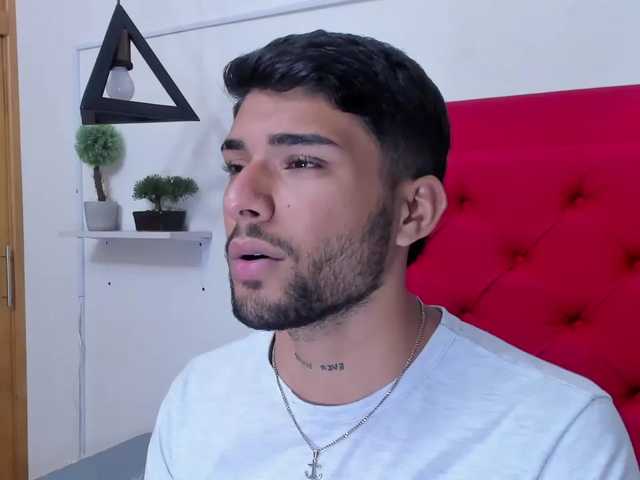 Live sex webcam photo for Alex-Bigdickk #276798400