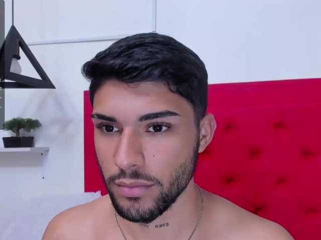 Live sex webcam photo for Alex-Bigdickk #276813492