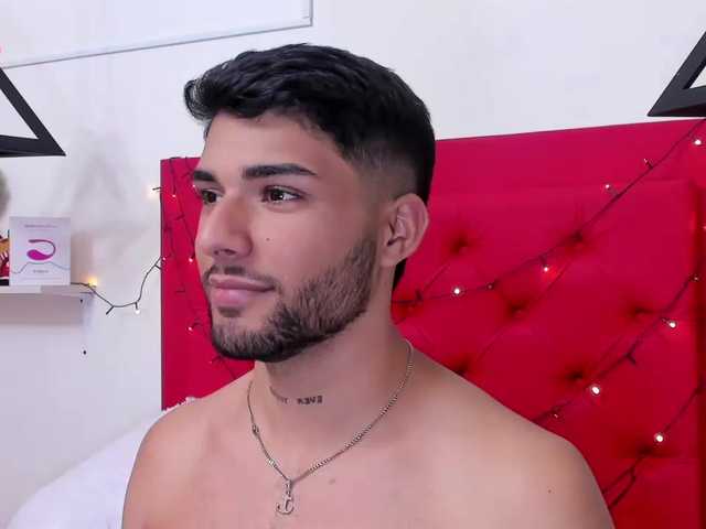 Live sex webcam photo for Alex-Bigdickk #277018020