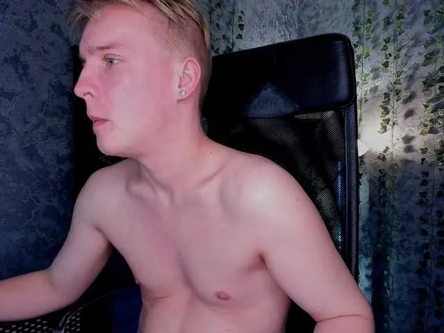 Live sex webcam photo for Alex-Sweet #291919335
