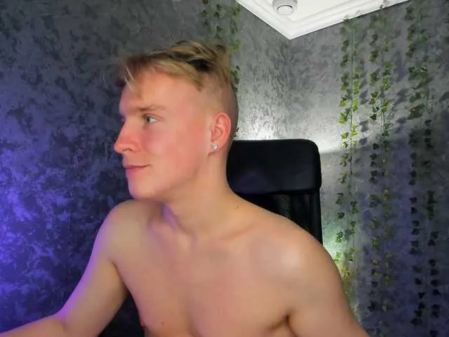 Live sex webcam photo for Alex-Sweet #292521149