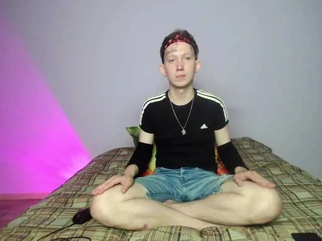 Live sex webcam photo for Alex-foxy #291449938