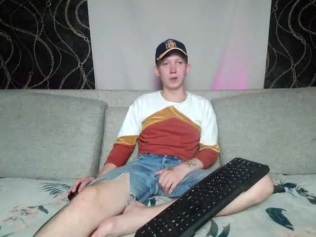 Live sex webcam photo for Alex-foxy #291935200