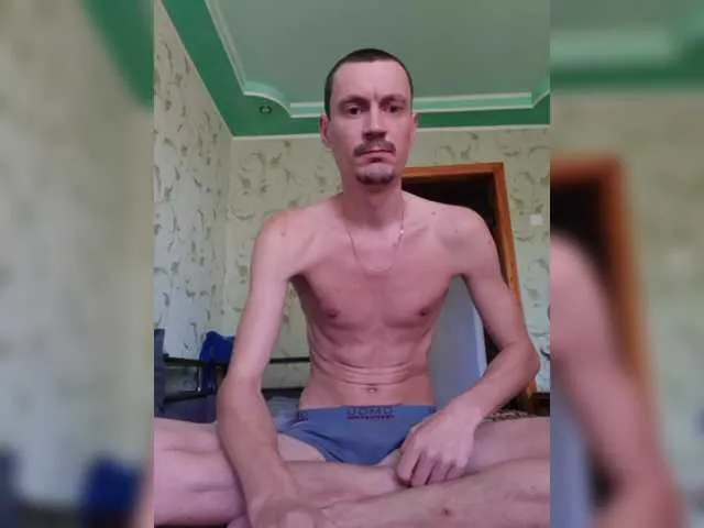Live sex webcam photo for Alex19901990 #291684987