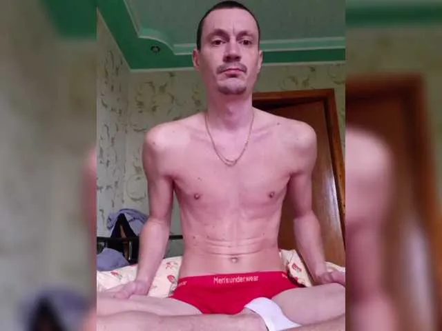 Live sex webcam photo for Alex19901990 #292079482