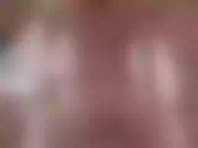 Live sex webcam photo for AlexGumWow #291382318