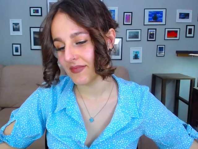 Live sex webcam photo for AlexTesero #271969306