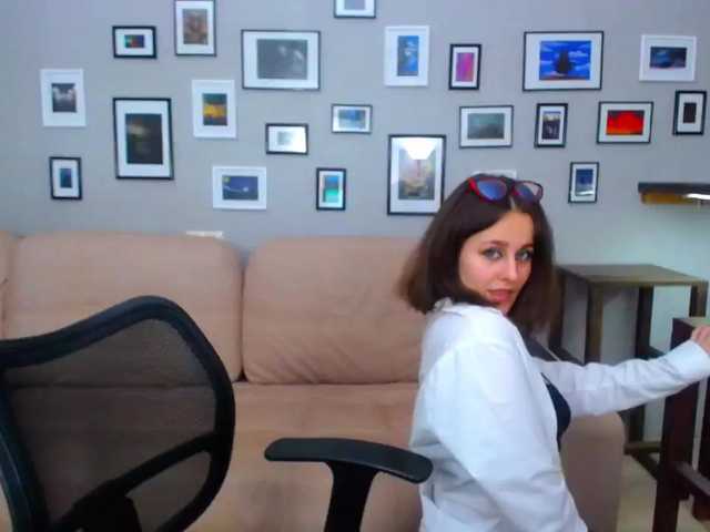 Live sex webcam photo for AlexTesero #272001324