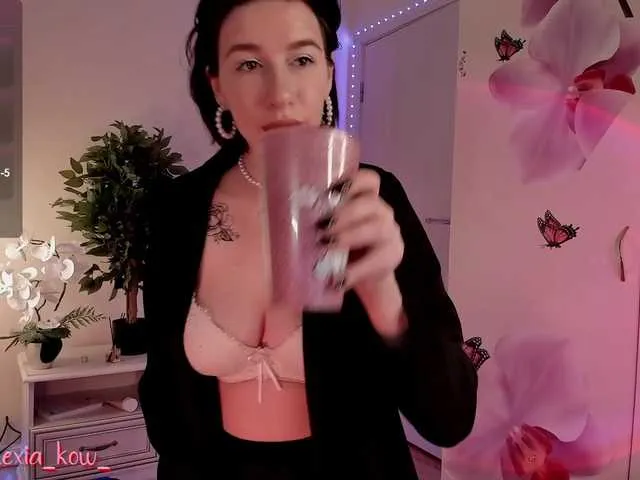 Live sex webcam photo for Alexa-Purelove #277178436