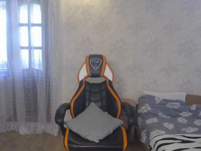 Live sex webcam photo for Alexa-kiss6 #275647466