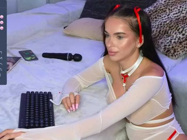 Live sex webcam photo for AlexaAimee #287572687