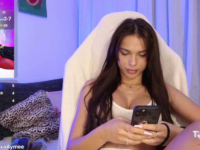 Live sex webcam photo for AlexaAimee #291227121