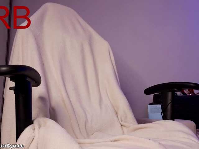 Live sex webcam photo for AlexaAimee #291876035