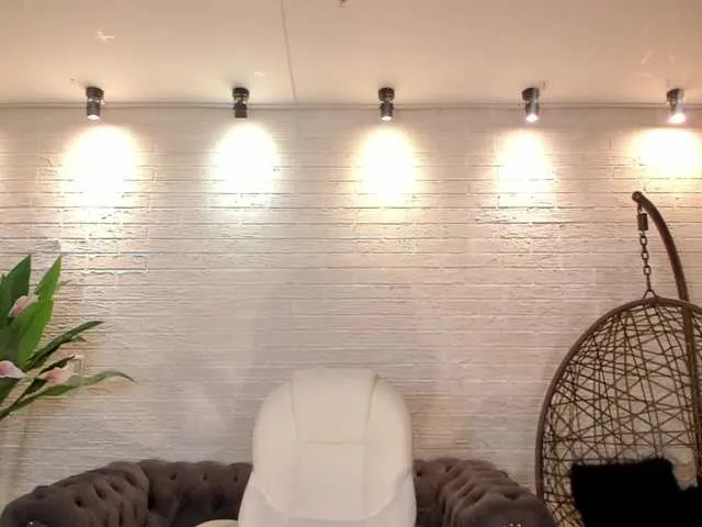 Live sex webcam photo for AlexaField #287991300