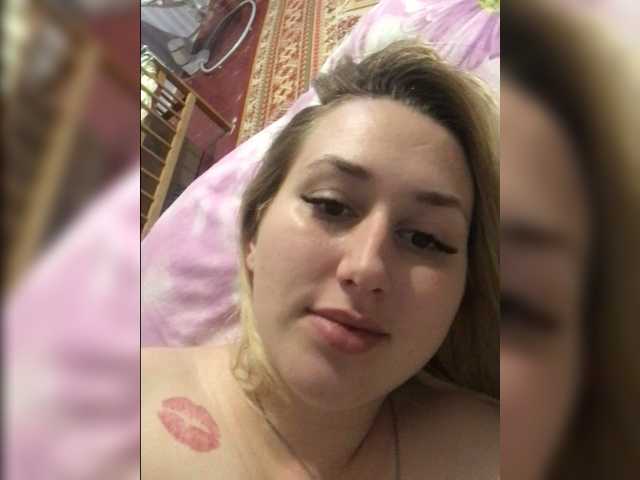 Live sex webcam photo for AlexaTrish #274101842