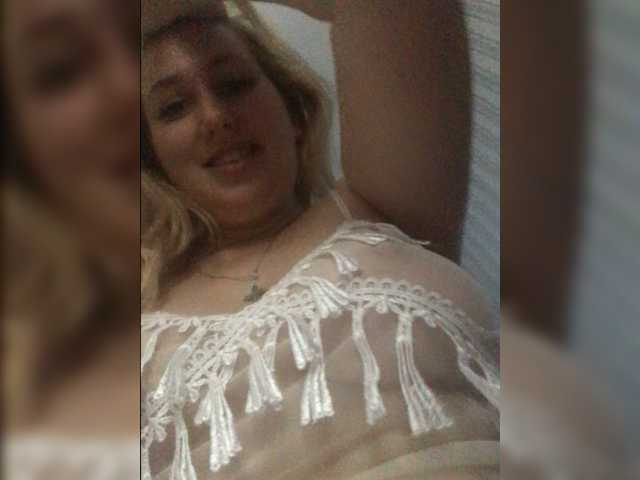 Live sex webcam photo for AlexaTrish #274122724