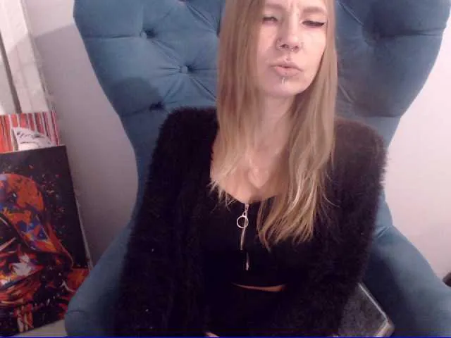 Live sex webcam photo for AlexaZarya #274709919