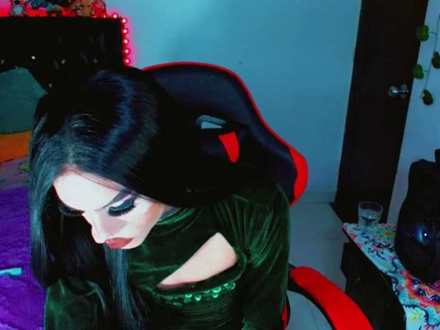 Live sex webcam photo for Alexadann #291340196