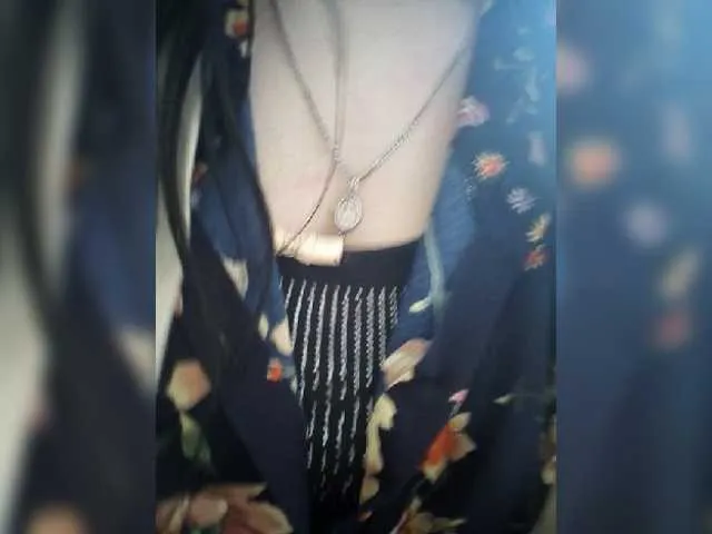 Live sex webcam photo for Alexaksandra #273114259