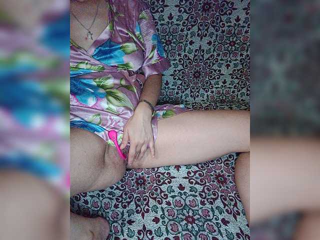 Live sex webcam photo for Alexaksandra #275943775