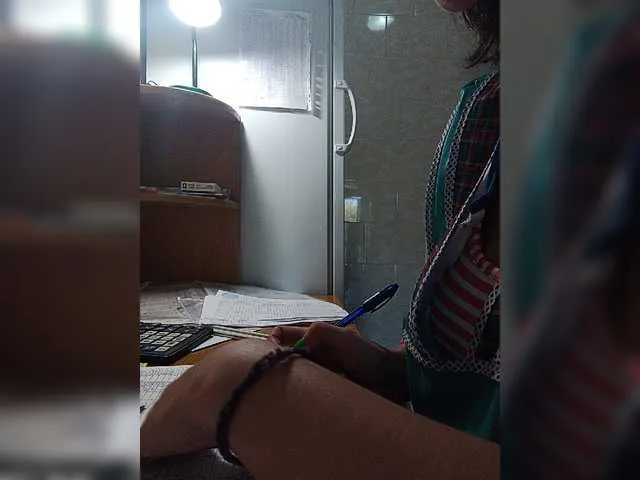 Live sex webcam photo for Alexaksandra #276319675