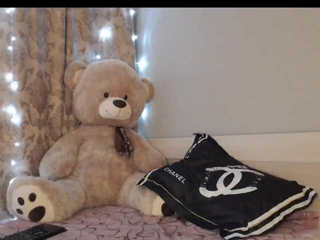 Live sex webcam photo for Alexalyucifer #277471539