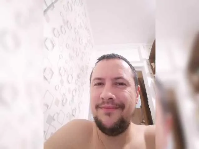 Live sex webcam photo for Alexander-Baklanov #292258315